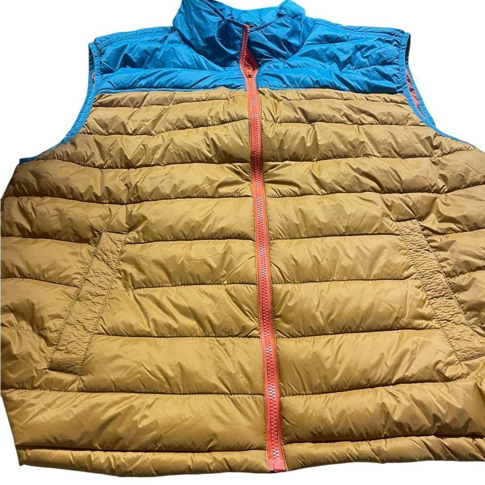 Arizona men’s XXL blue  and Brown Puffer Vest new with tags